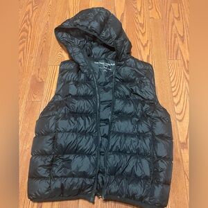 [SOLD] - Little puff packable vest
